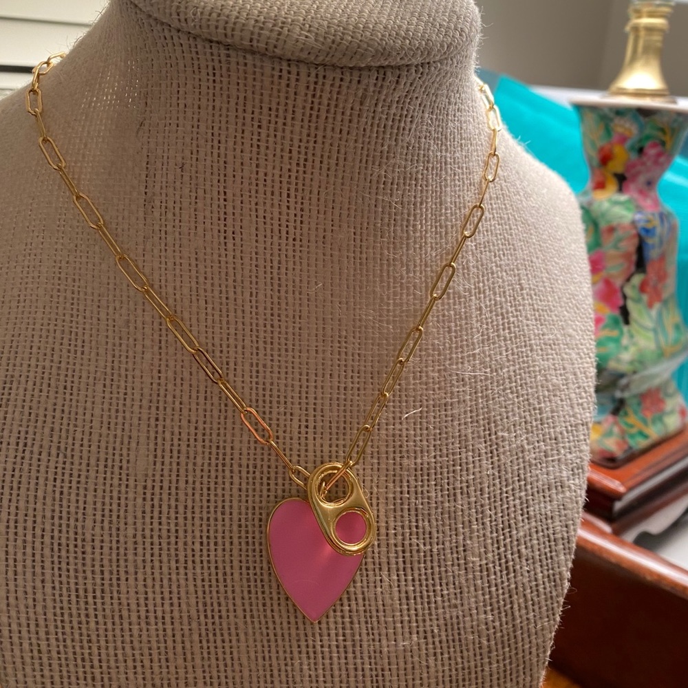 JEWELRY/ HEART NECKLACE